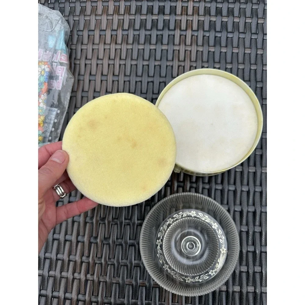 Vintage Cheramy April Showers Deluxe Dusting Powder Box yellow footed